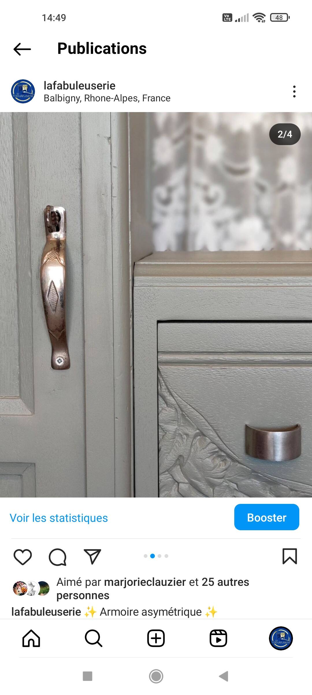 Asymmetrical wardrobe