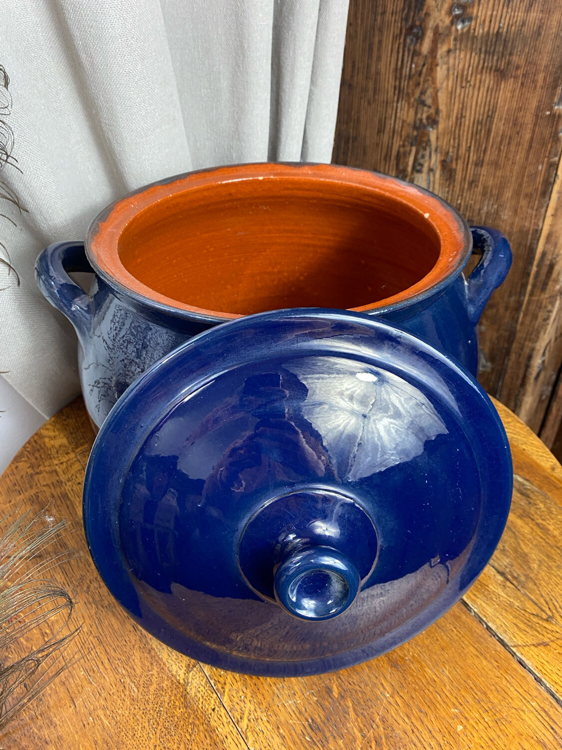 Casserole, enamelled refractory clay pot.