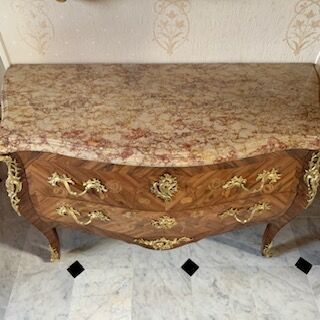 Louis XV style chest of drawers