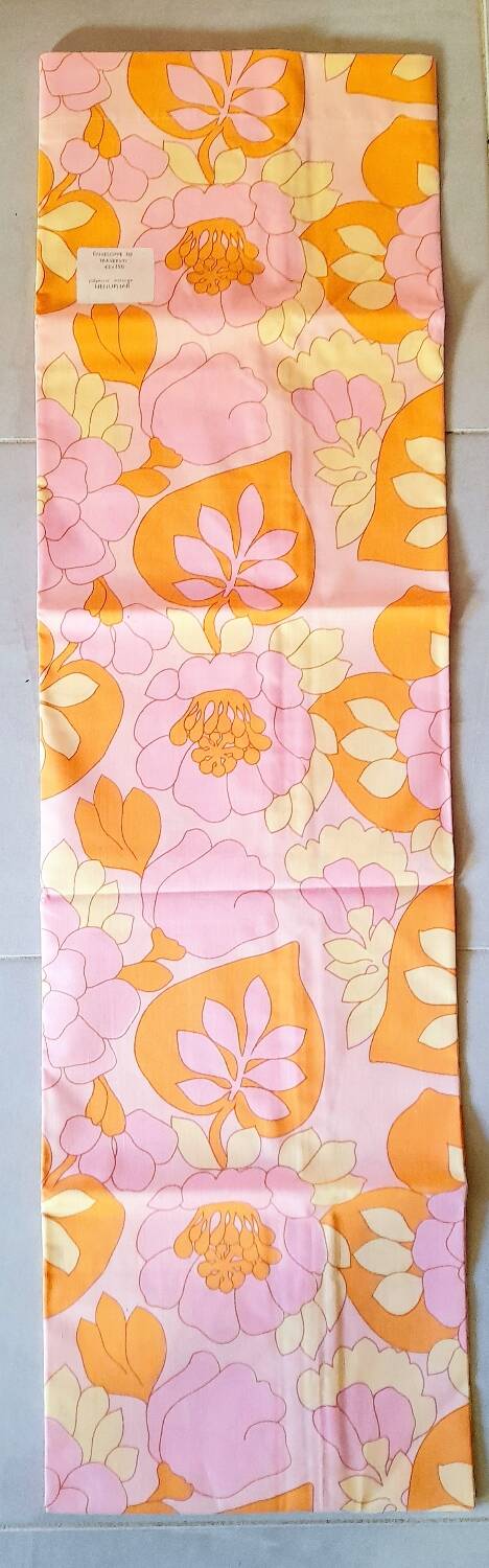 70s floral pillowcases
