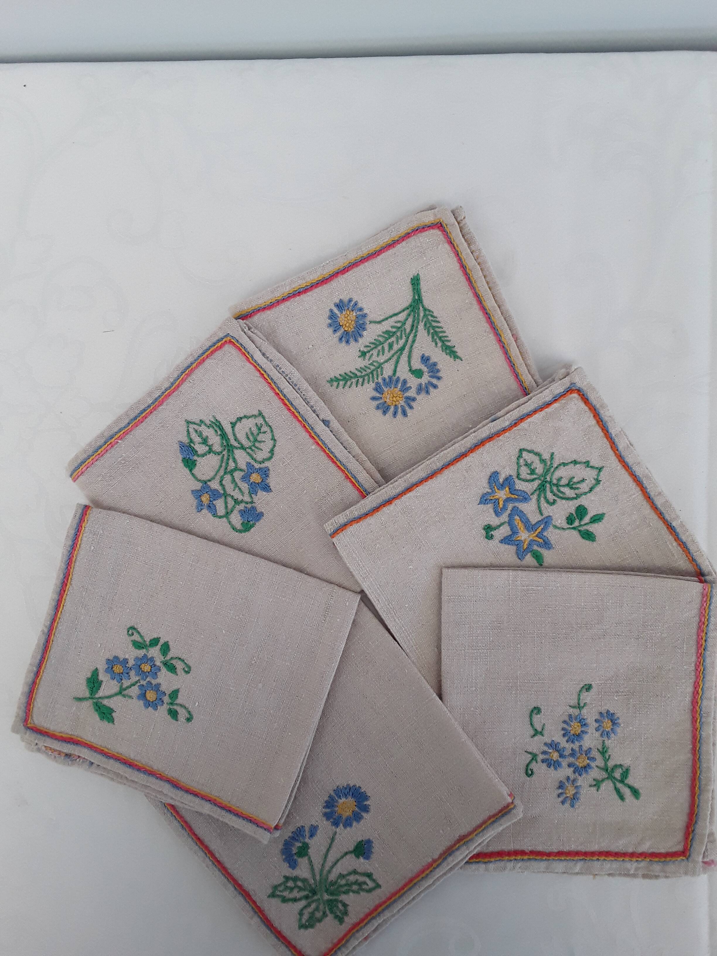 6 embroidered napkins Handmade