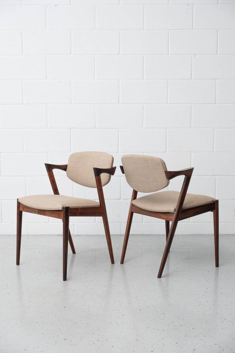 Dining chairs in rosewood, model 42, by Kai Kristiansen.