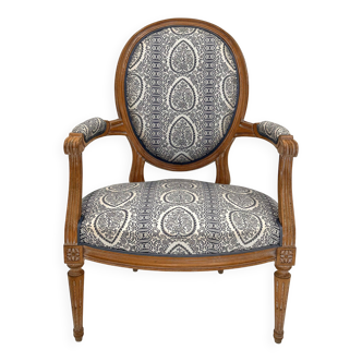 Fauteuil Médaillon style Louis XVI