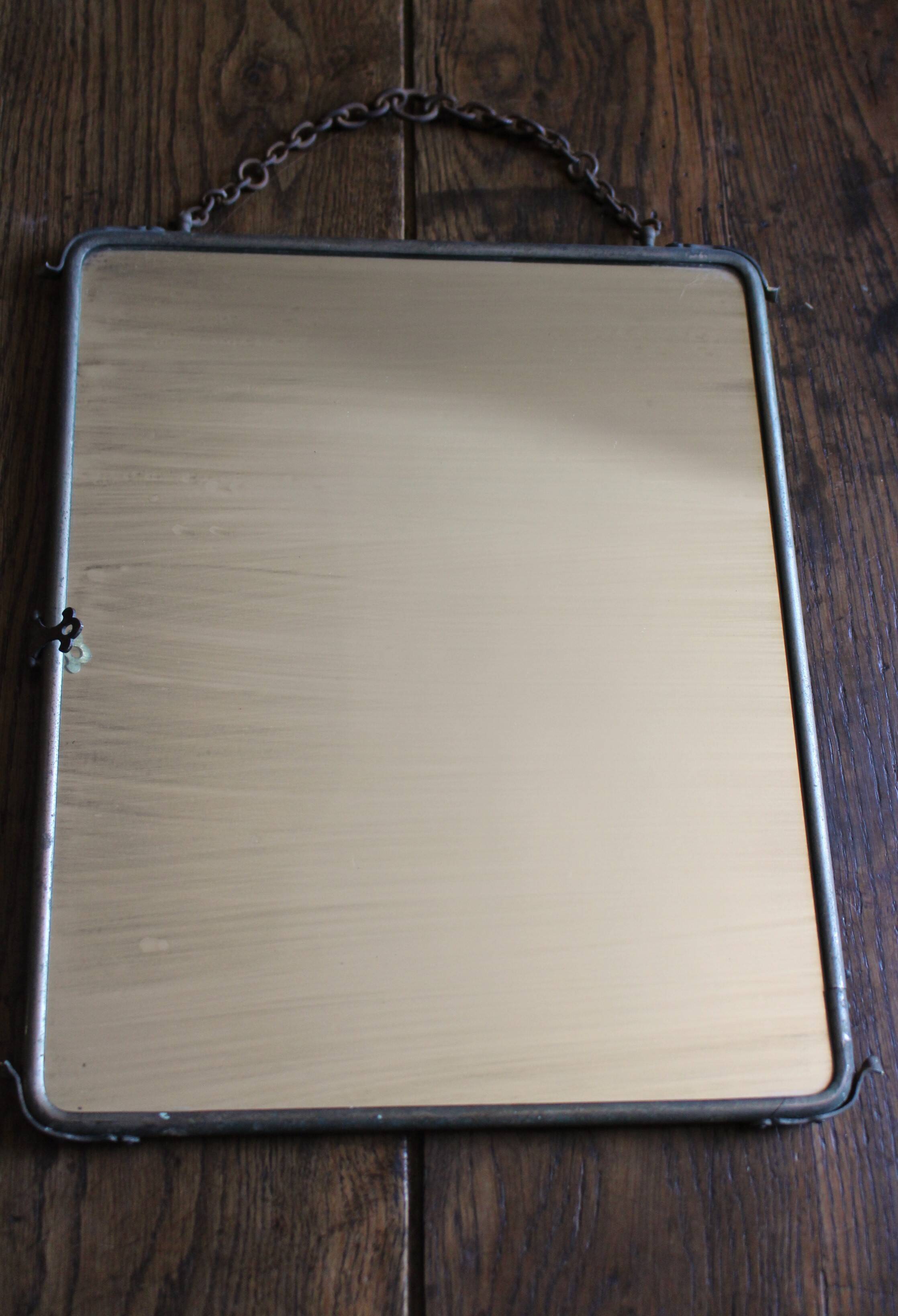 Large barber mirror with chain