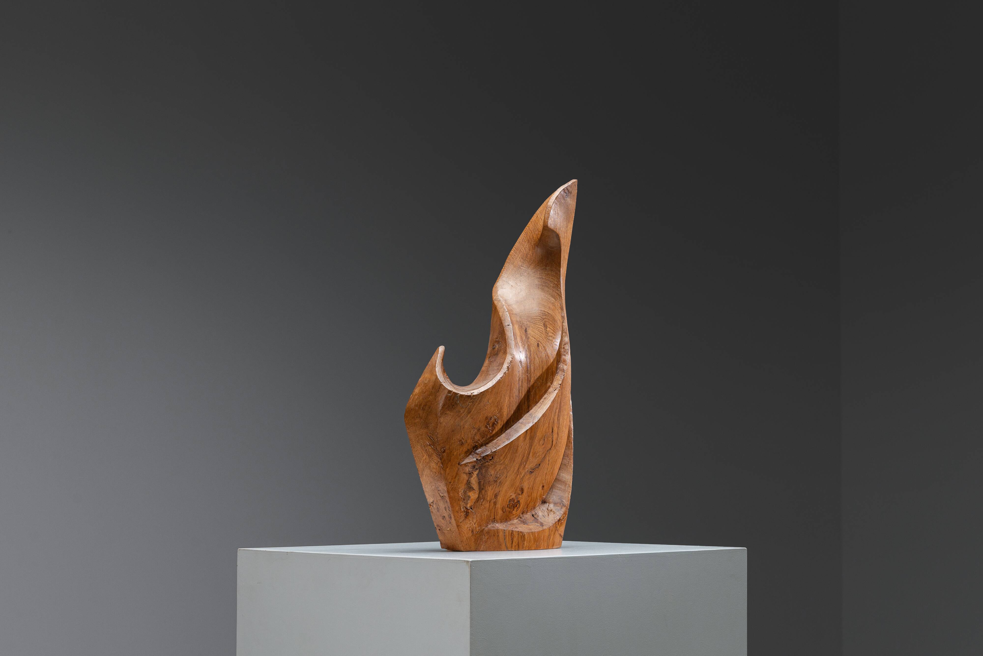 Forme sculpturale en chêne solide