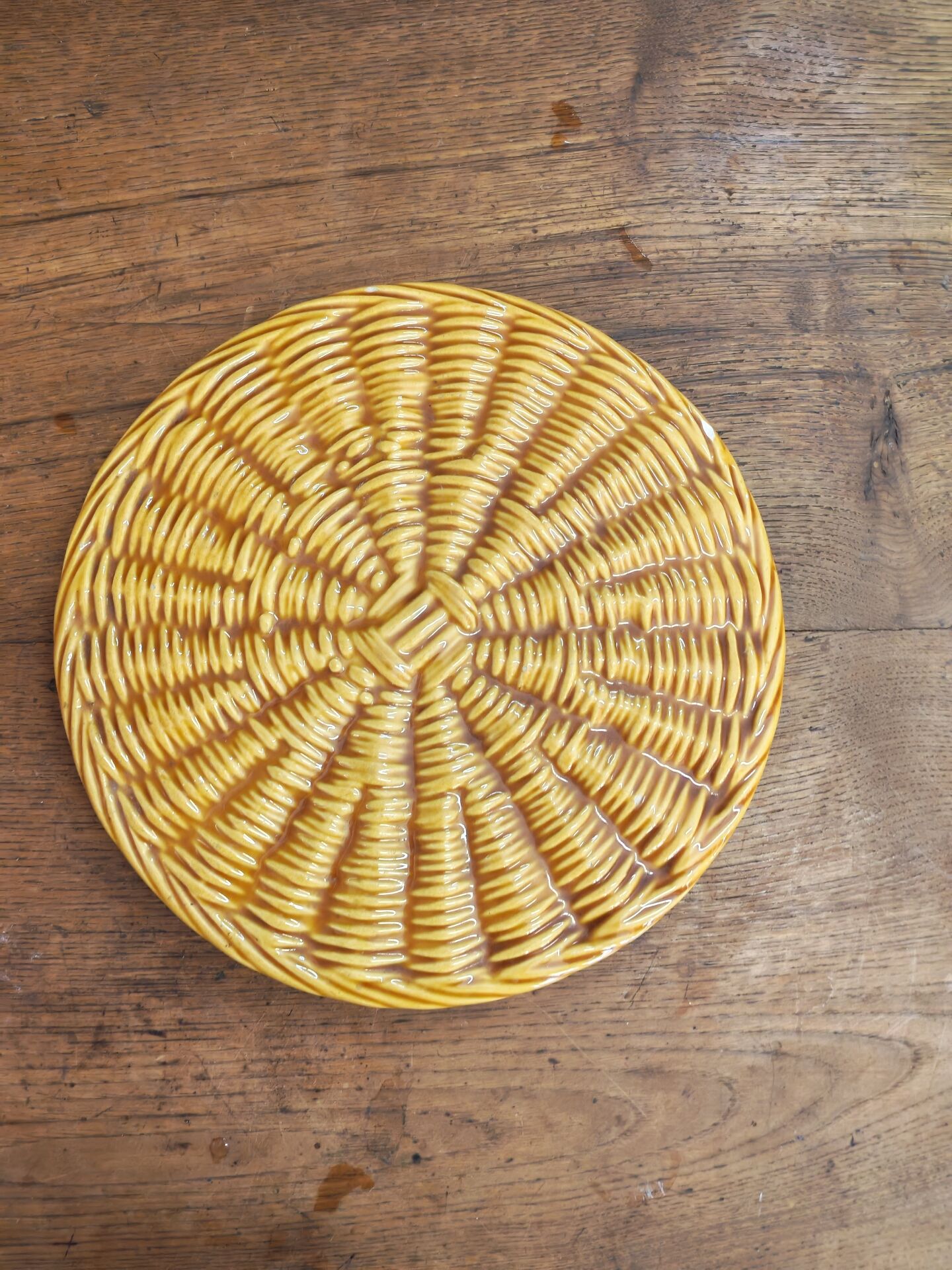 Vallauris slipware dish with woven basket decoration