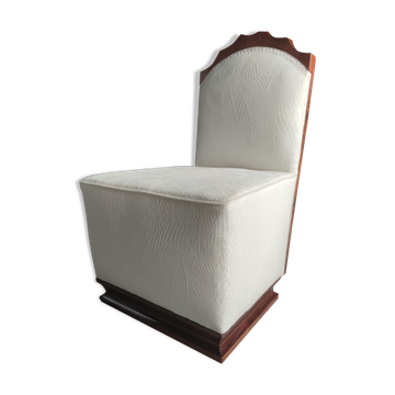 Charming decorative arts period armchair in solid walnut