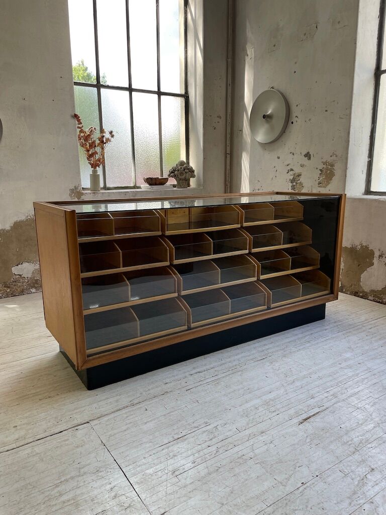 Glass trading post 50s