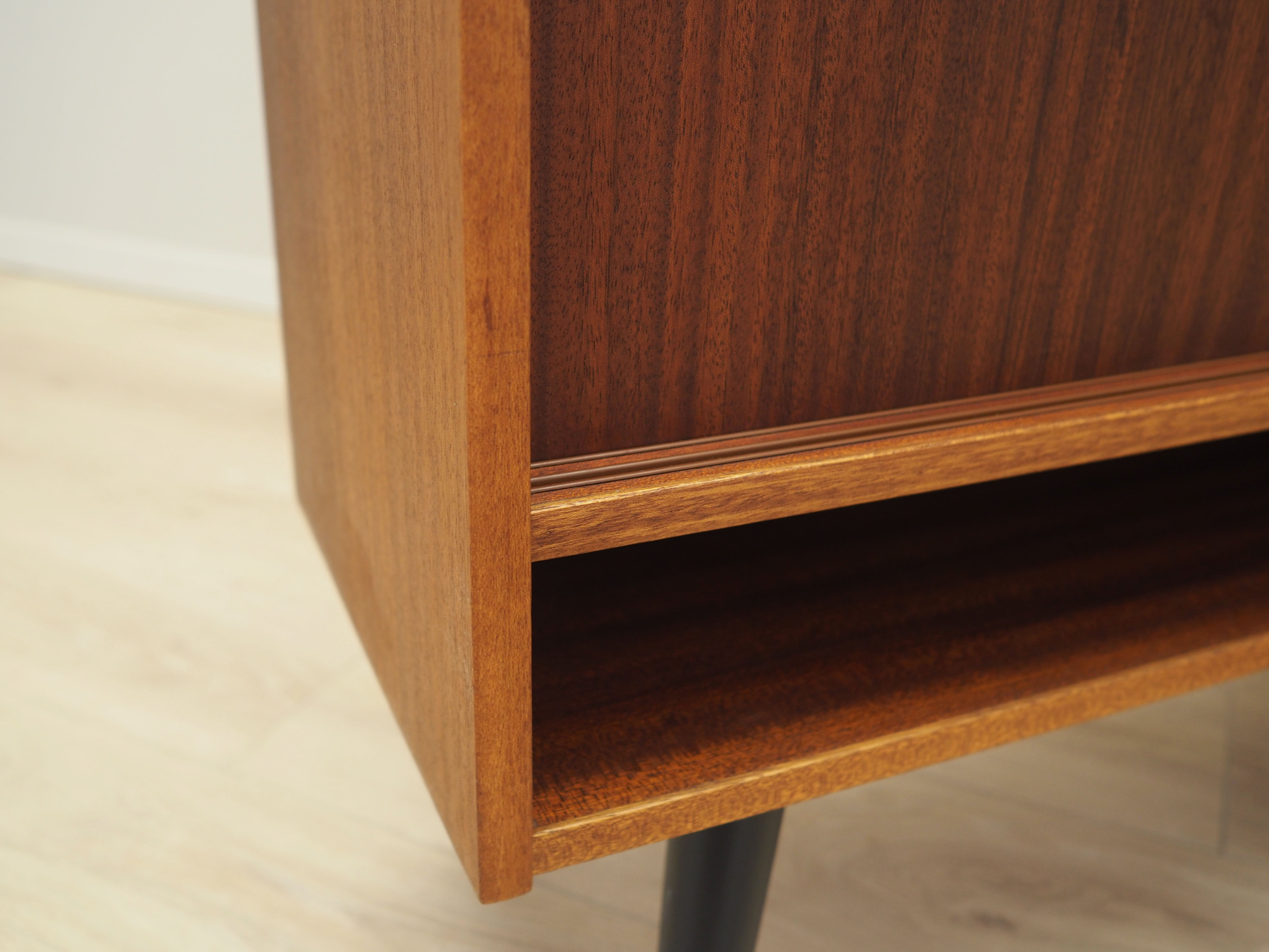 Armoire en acajou, design danois, années 1970, fabriquée au Danemark