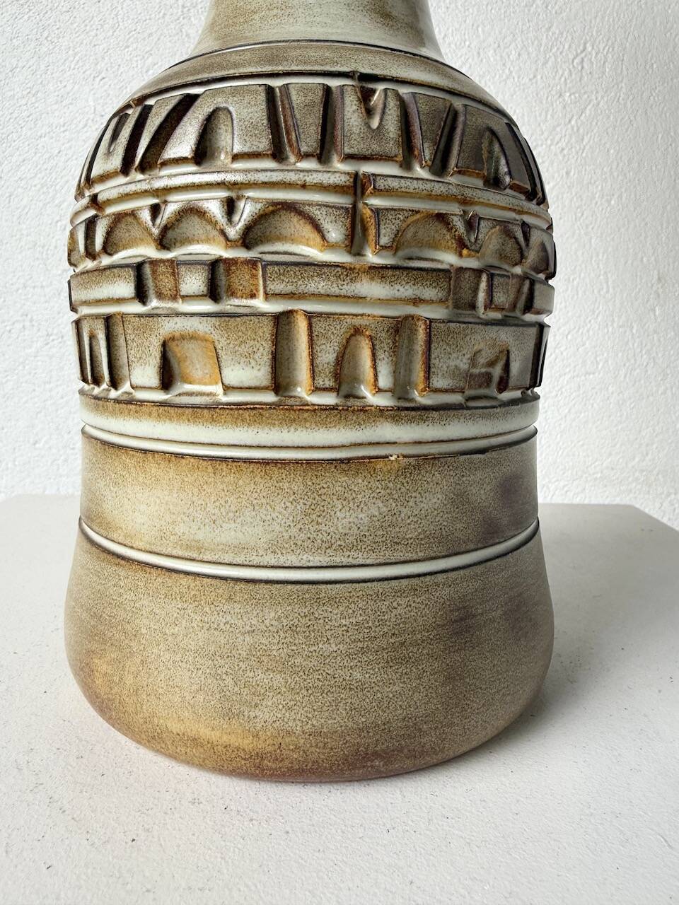 Ceramic table lamp by Marius Bessone