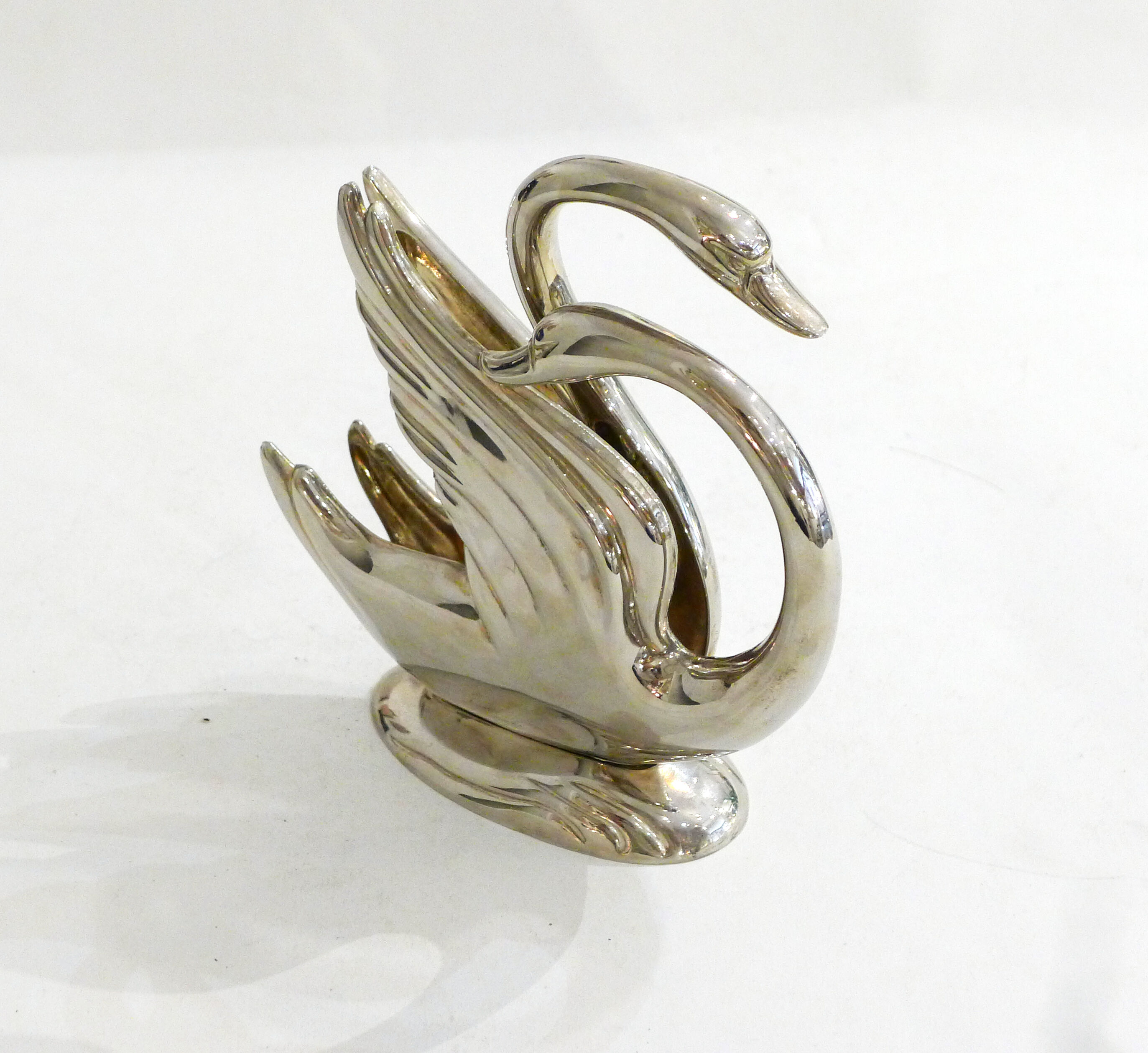 Silver swan towel racks