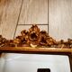 Miroir en stuc a bords biseautés