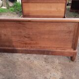 Bois de lit ancien en 140 cm