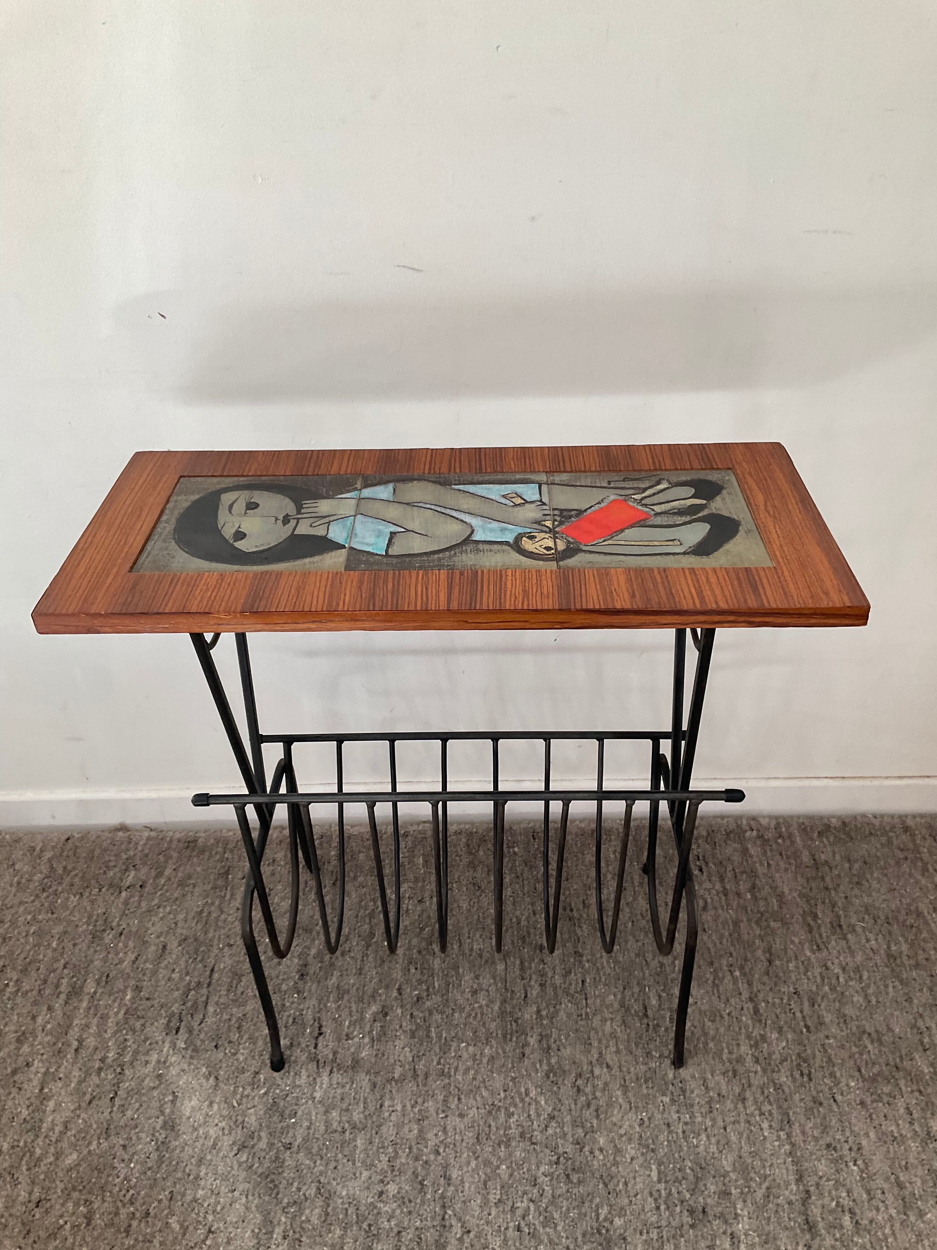 Vintage magazine holder with side table from the 60s and 70s