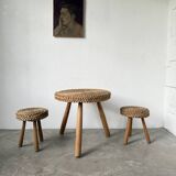 Paire de tabourets et table basse
