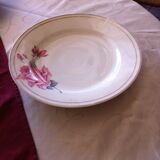 Plat en porcelaine