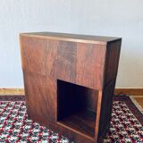 Low separation bookcase