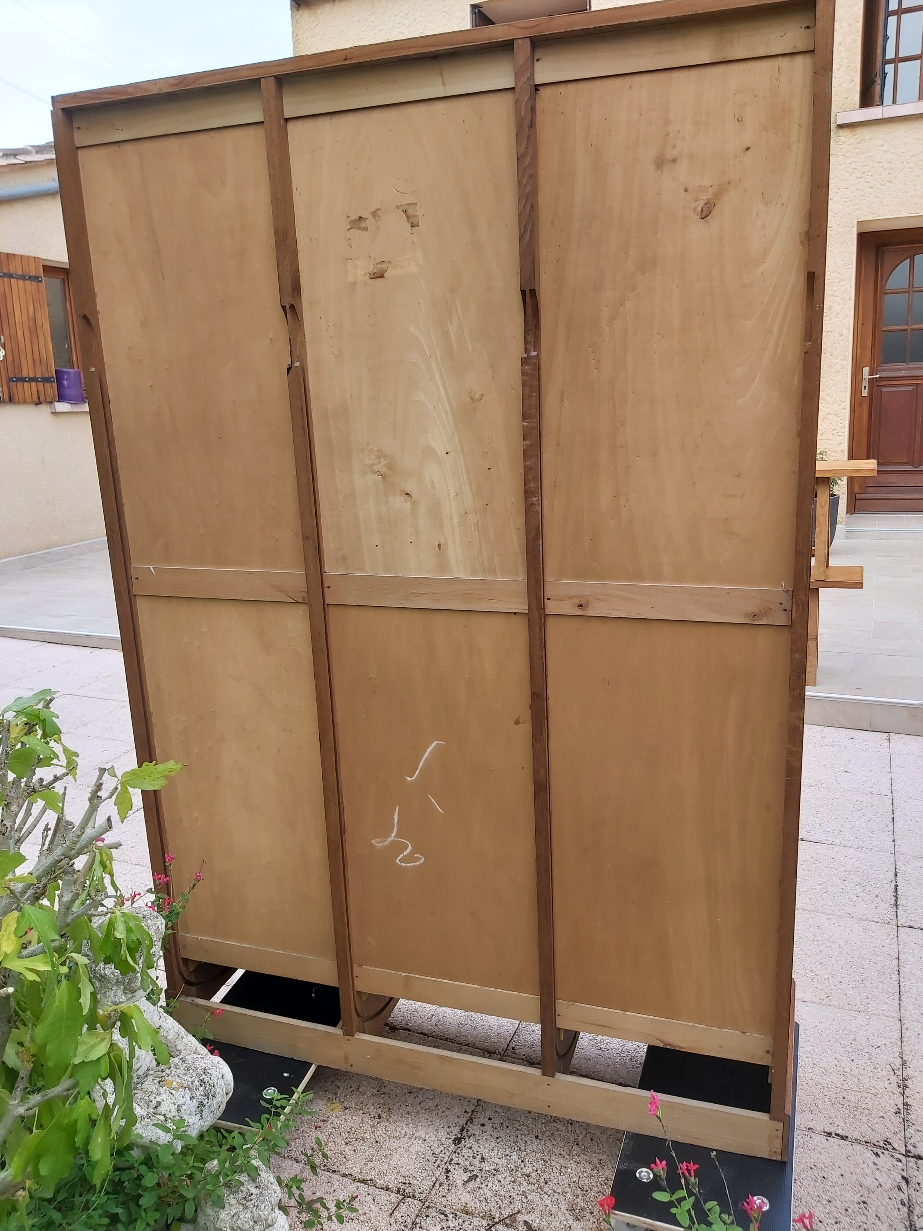 Triple oak curtain binder