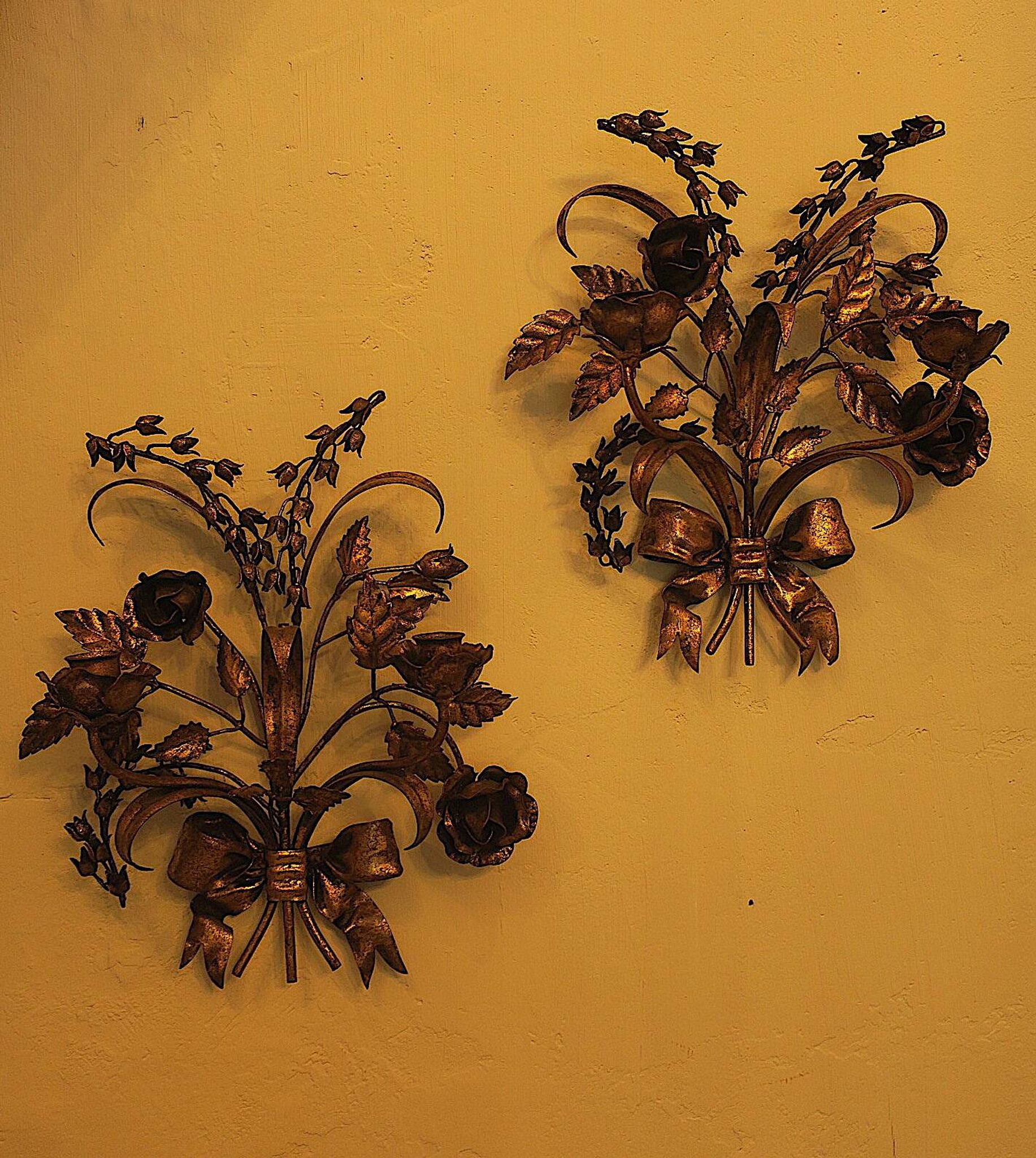 Paire de bougeoirs à double applique Hans Kögl, années 1960