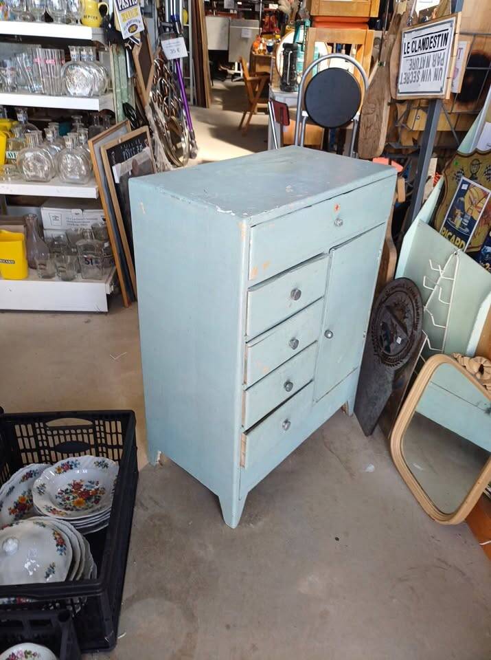 Trade furniture / Vintage celadon blue chest of drawers