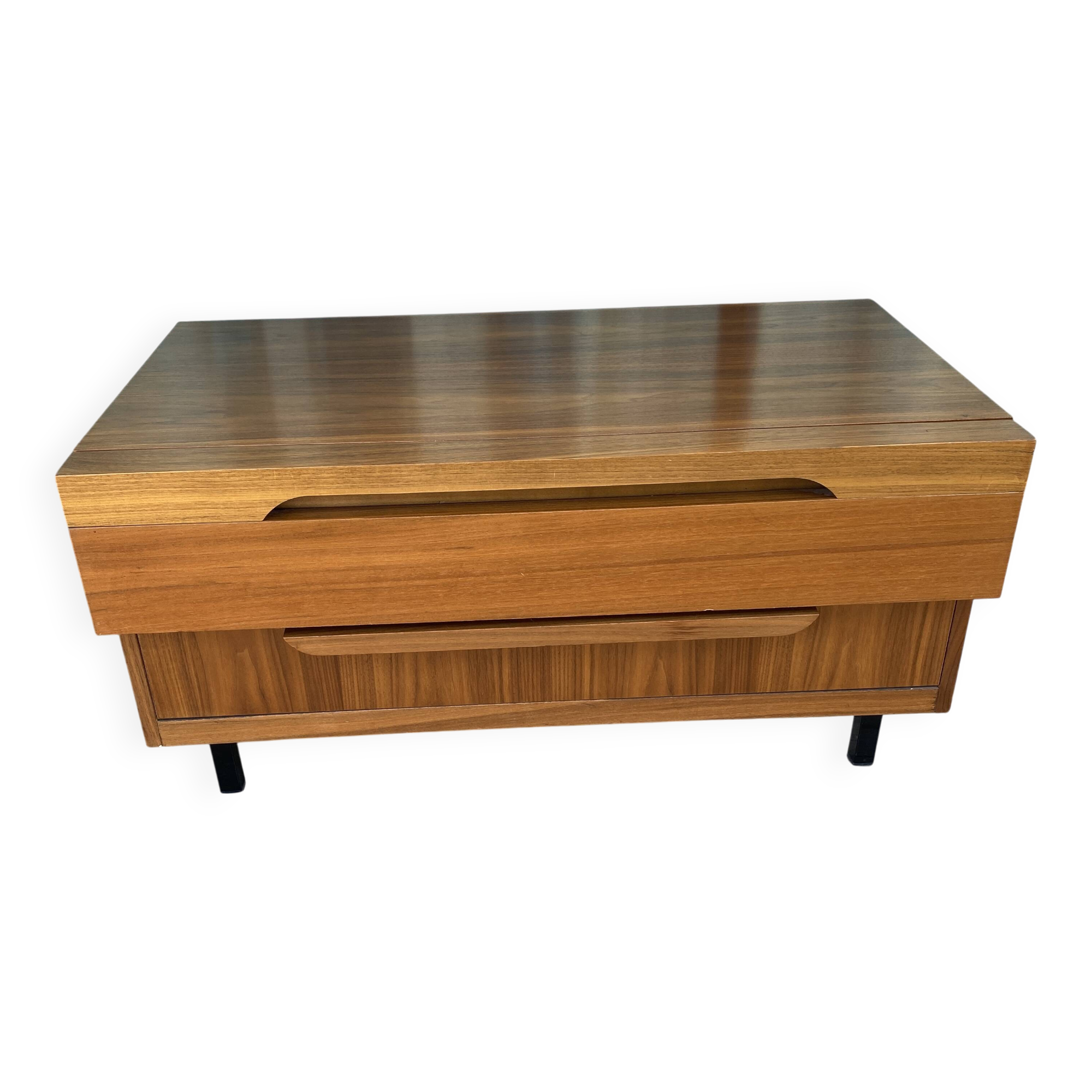 Antique chairs in the Henri II style