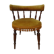 Chaise en noyer et velours franges assorties couleur or