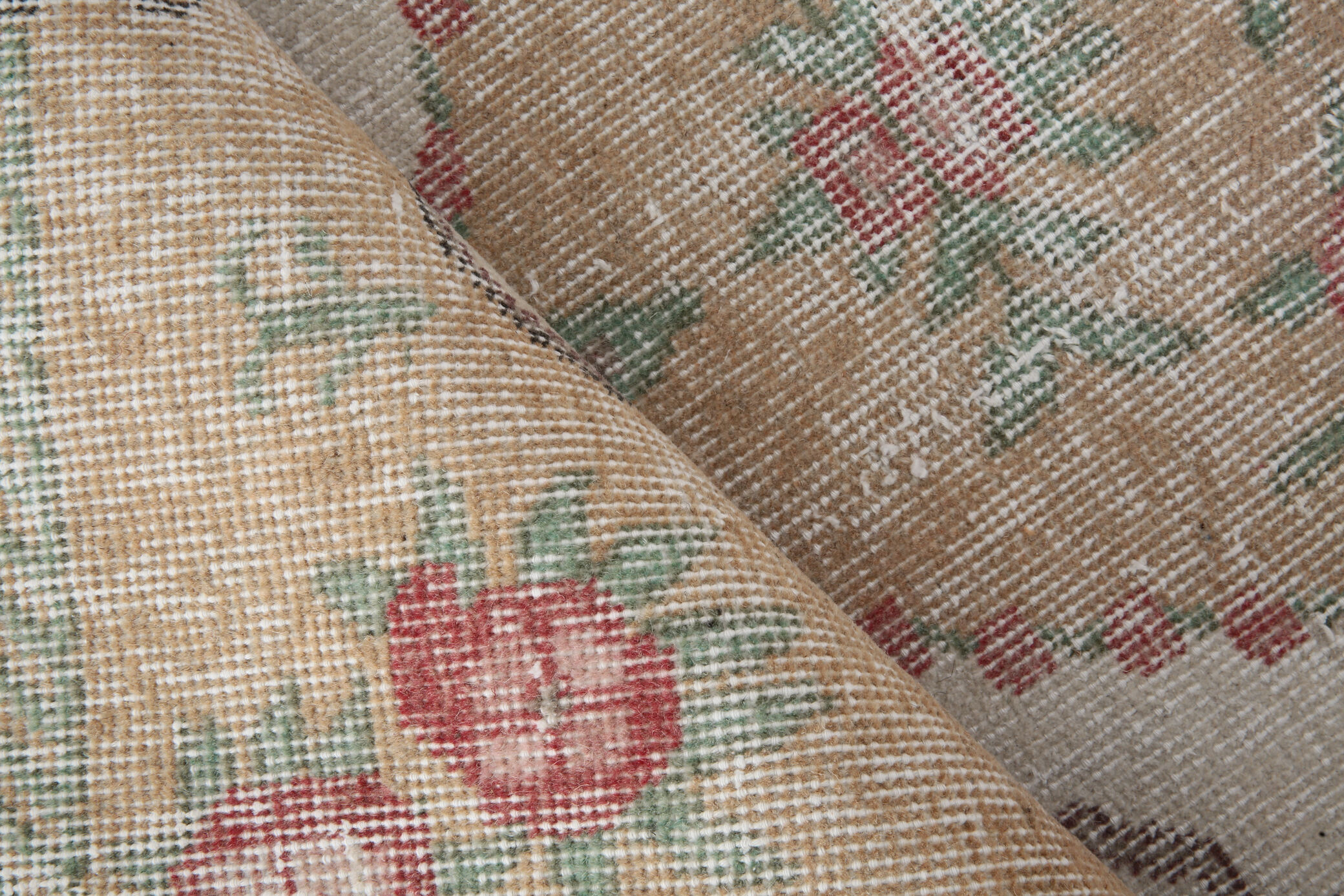 3x6 Shades Of Beige Turkish Rug, 204x106Cm