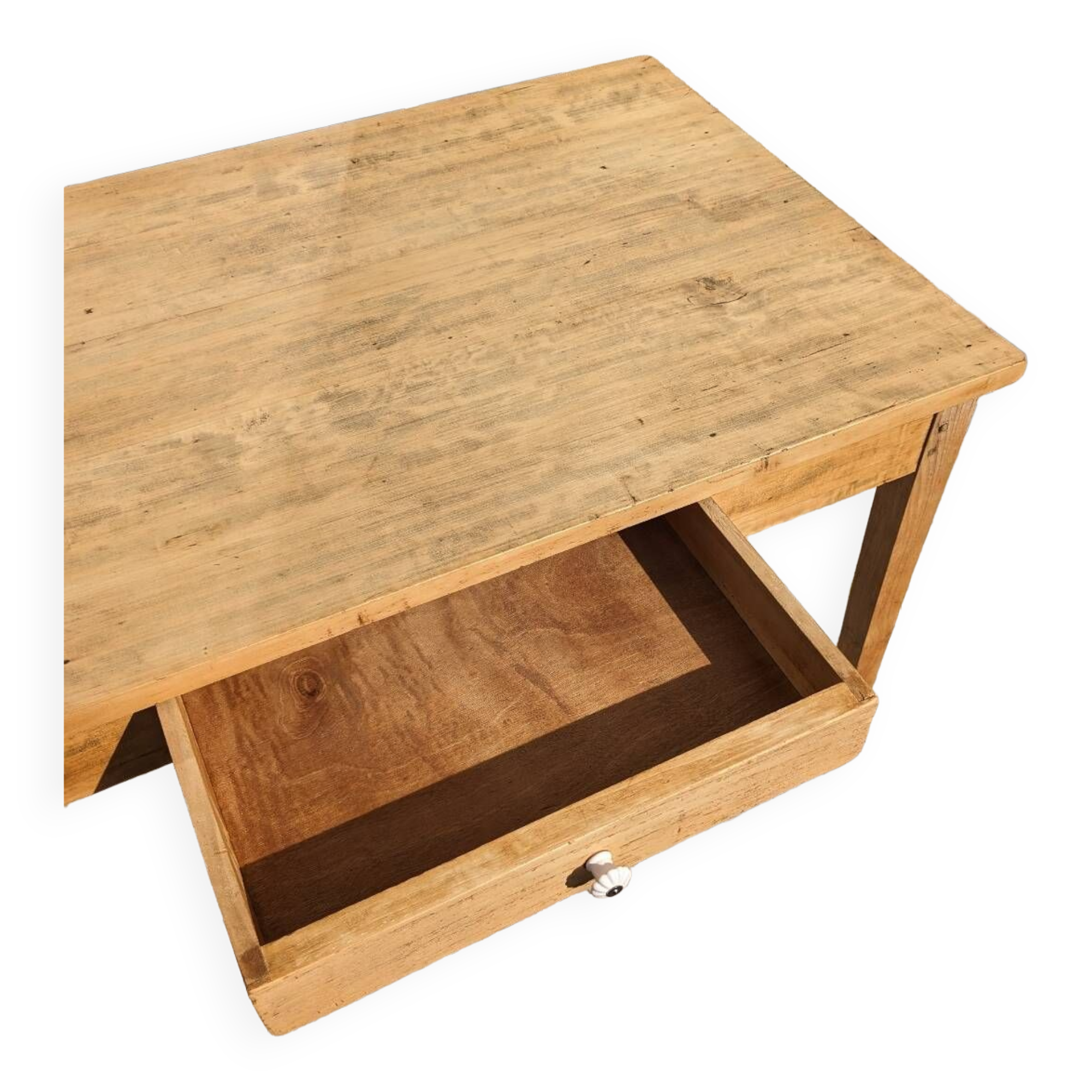 Farm table