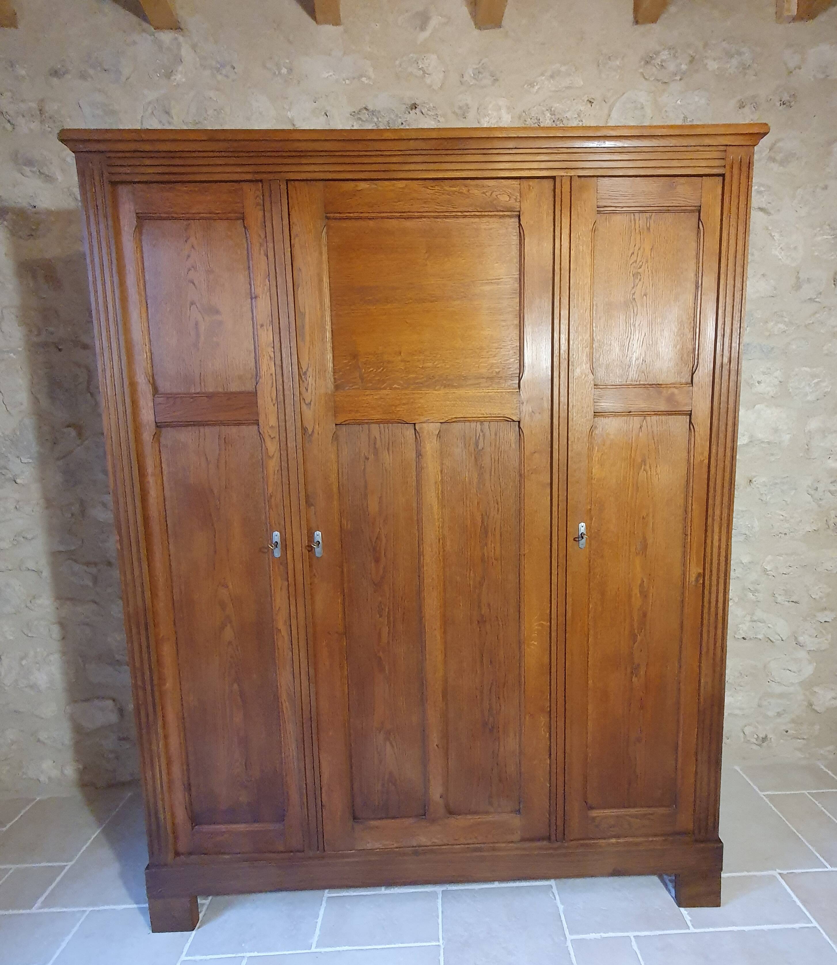 Parisian 3-door wardrobe