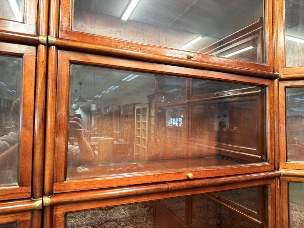 Bibliothèque d'angle anglaise originale Globe Wernicke