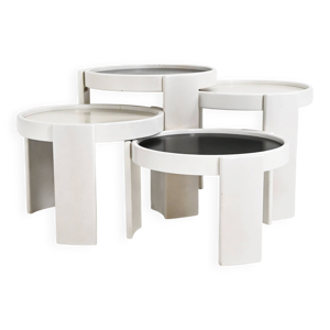 Tables gigognes modèle