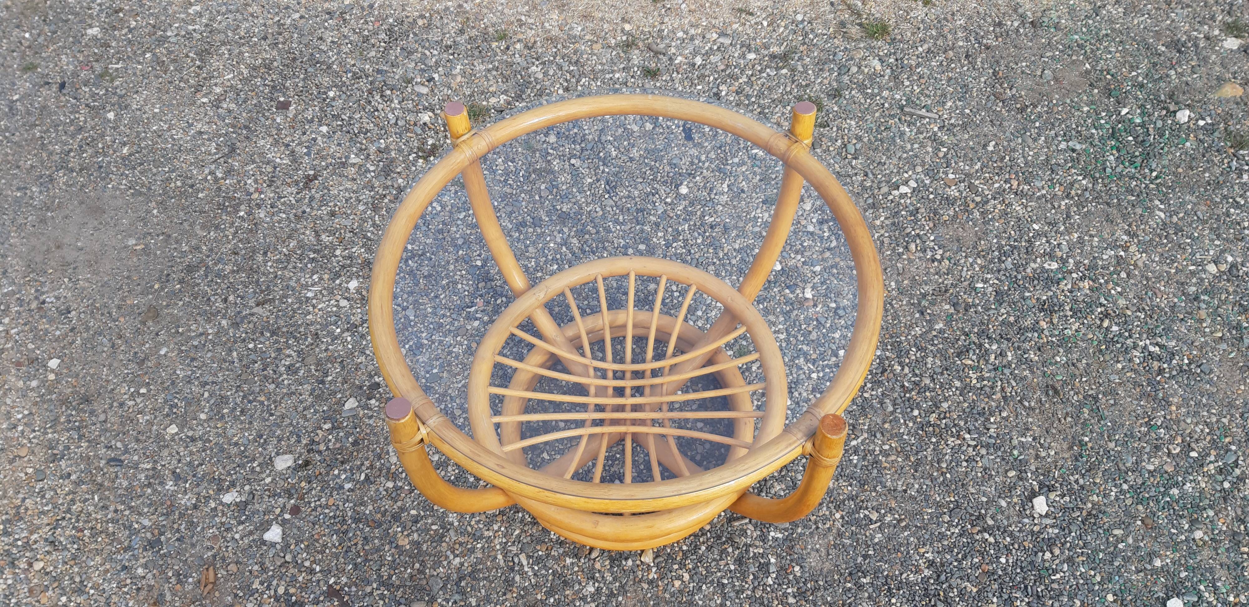 Vintage coffee table in rattan and glass