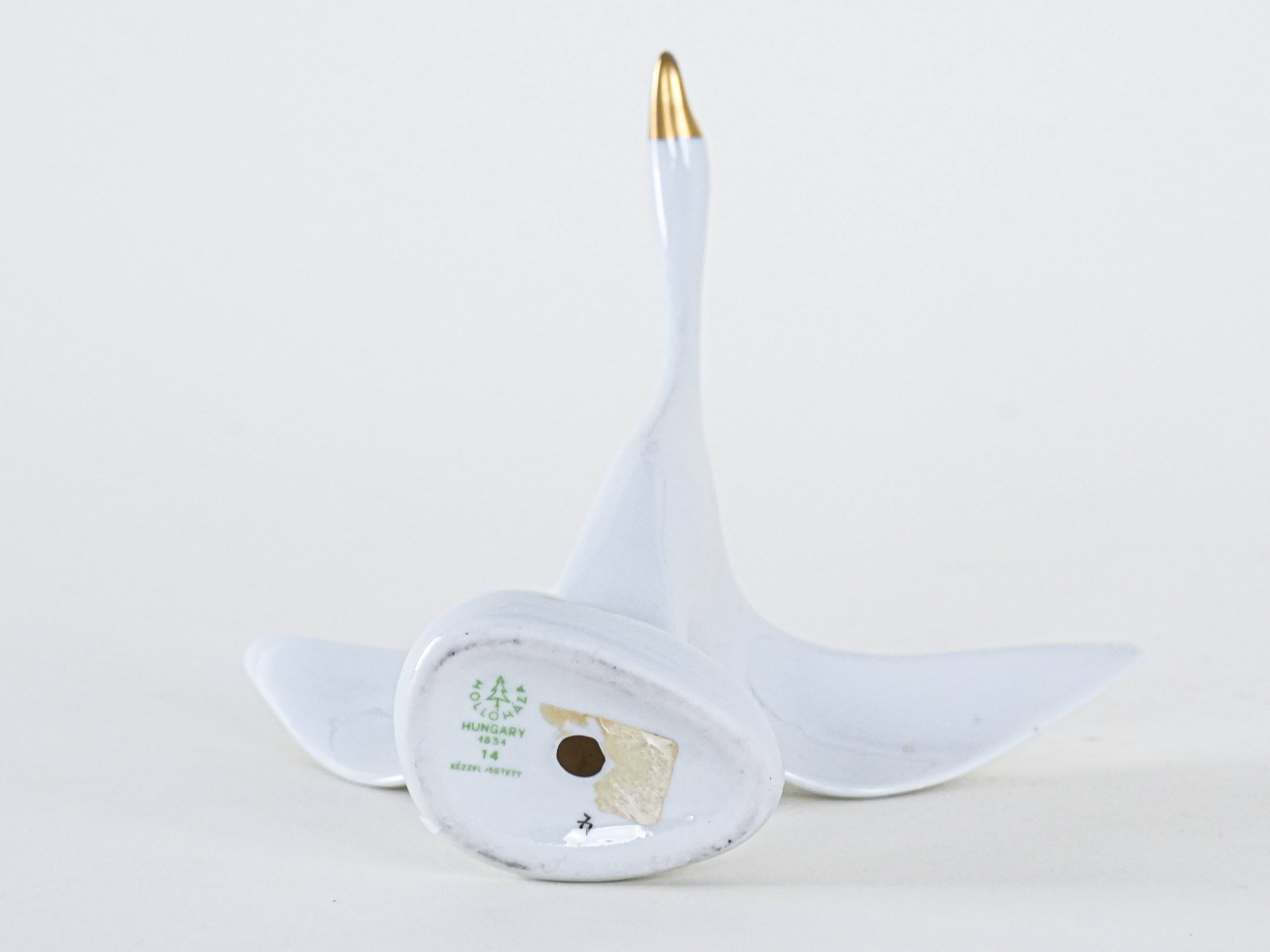 Porcelain goose figurine, Hungarian design, 1960s,manufactured by Holloháza
