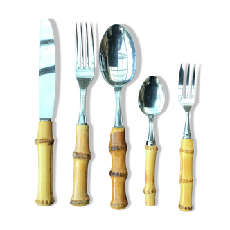 Housewife of cutlery with bamboo sleeves 30 pieces
