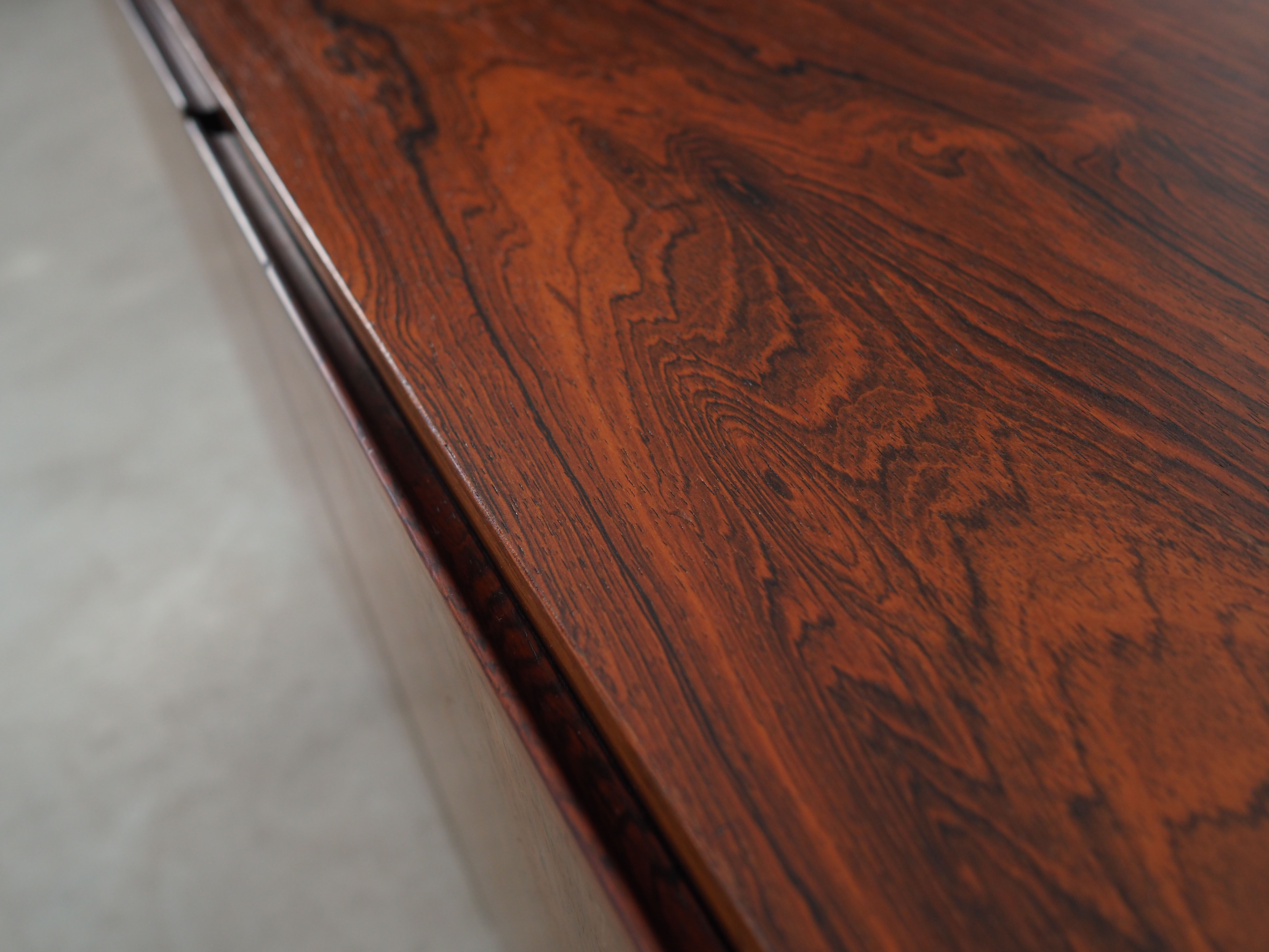 Rosewood cabinet, Danish design, 1970s, manufactured by Omann Jun