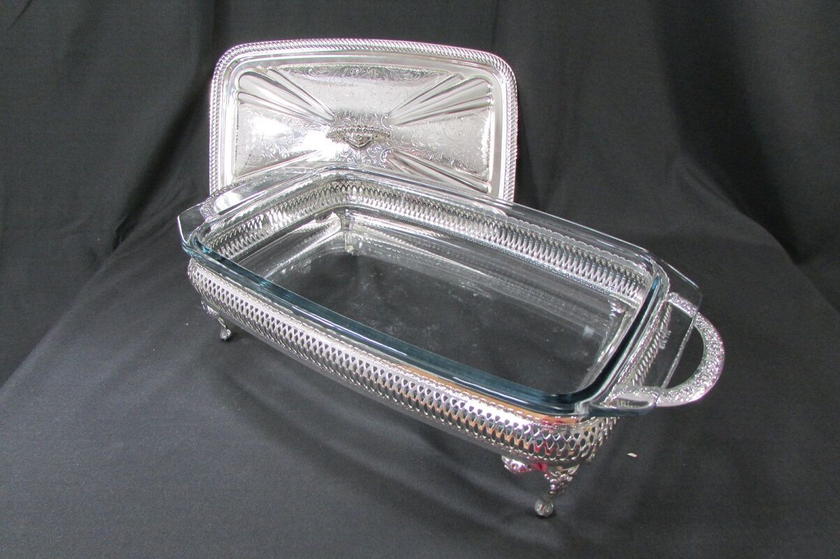 Table gratin dish, made in England