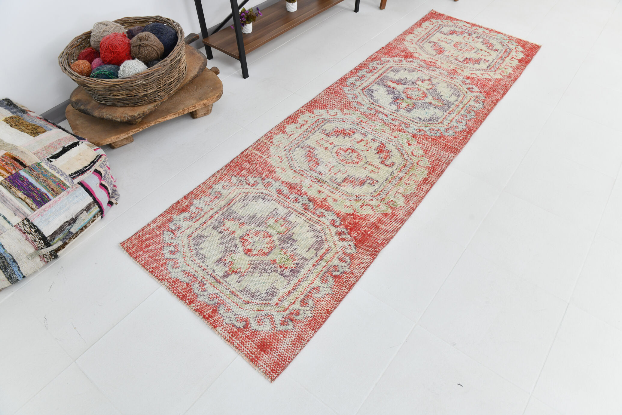 3x9 red & beige vintage runner rug 82x269cm