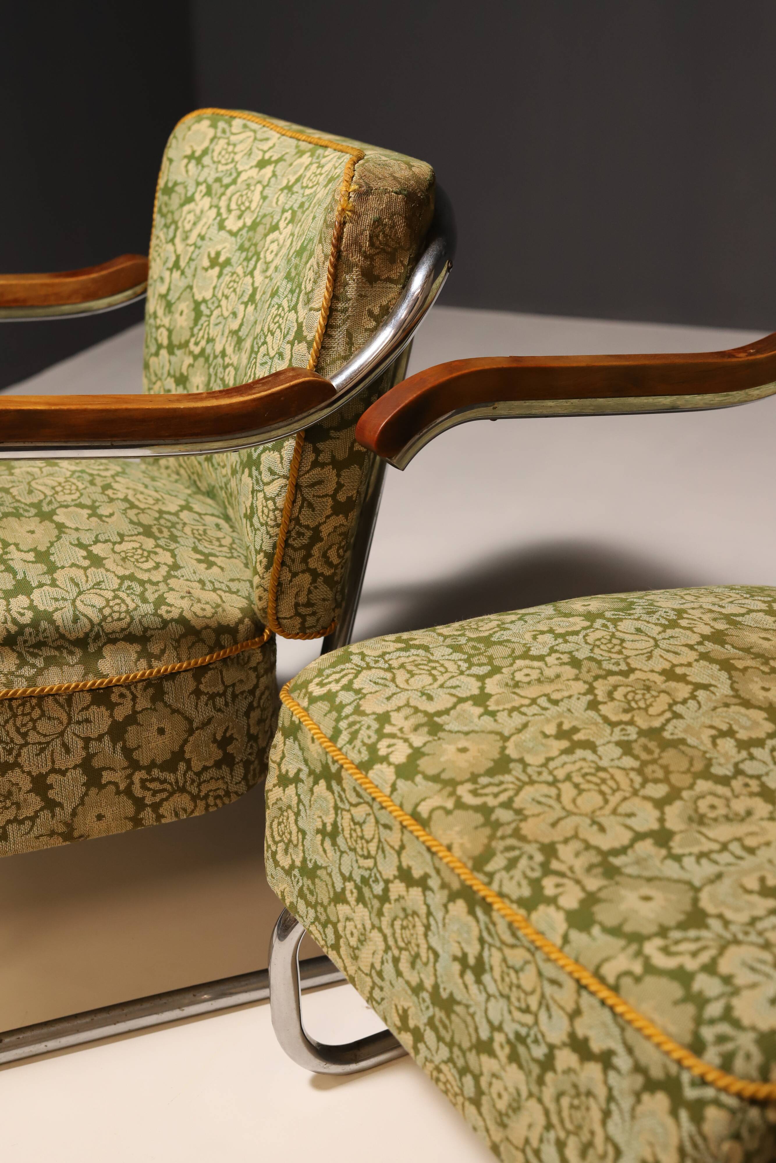 Paire de fauteuils cantilever en acier tubulaire pour Kovona, Tchécoslovaquie, années 1950