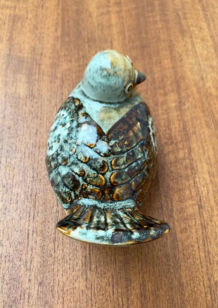 Bird sculpture in Danish studio pottery from the mid-century by Søholm, 1960s.