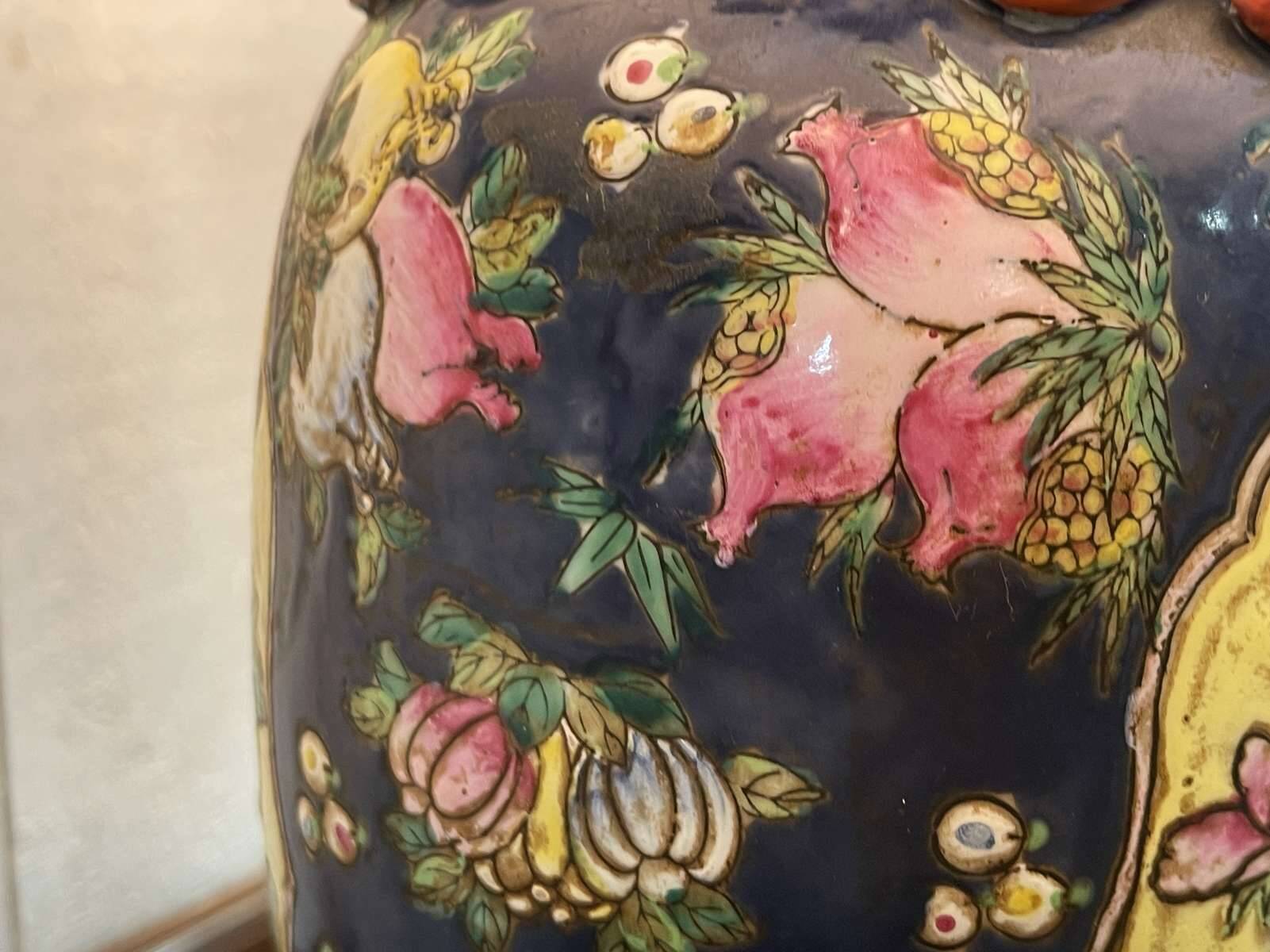 Chinese porcelain lamp from the early 20th century