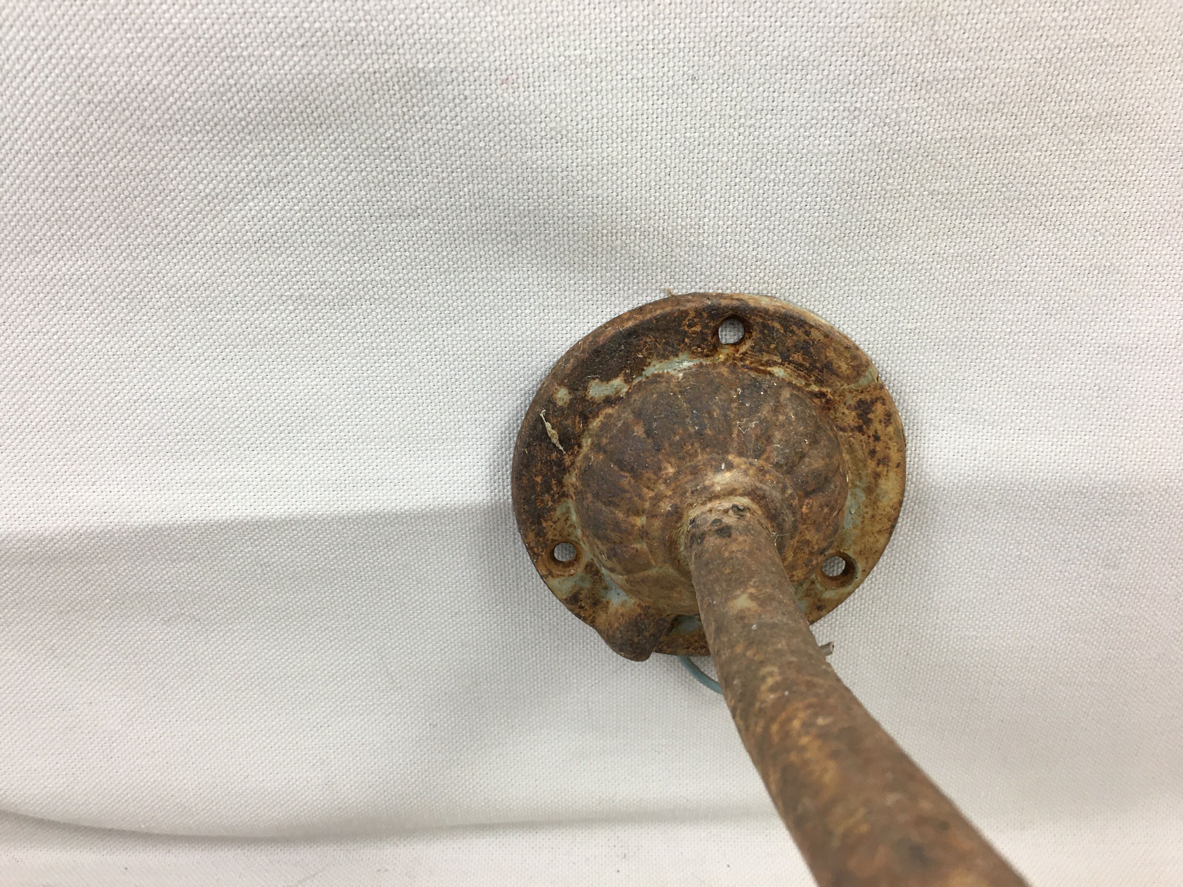 Swan pass yard lamp with undue globe deco garden