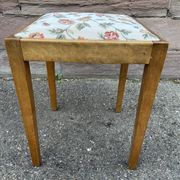 Tabouret style Louis XVI tapisserie vintage