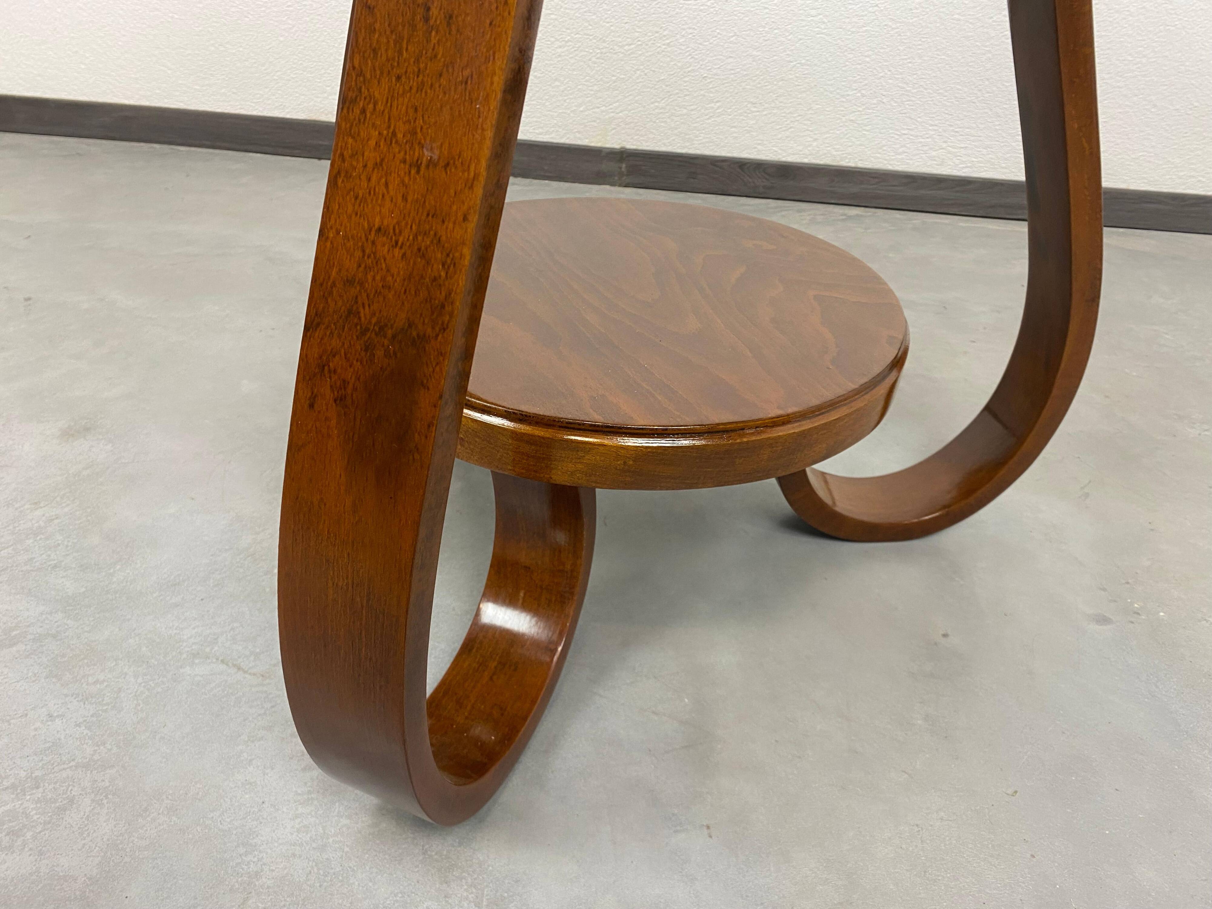 Table basse Tulipe Art déco no.301 par Thonet Debrecen