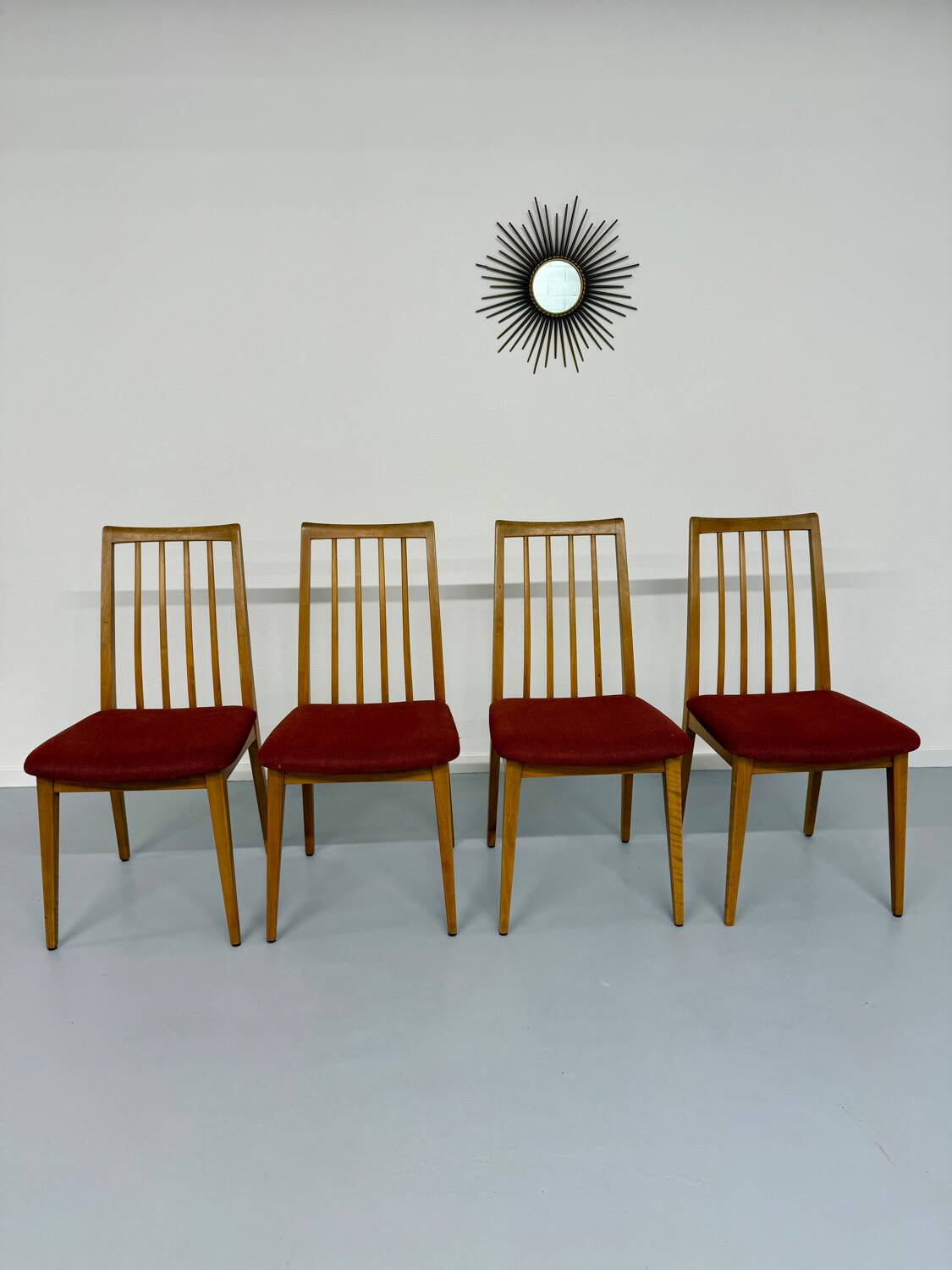 Set of 4 chairs in solid beech and vintage orange fabric, 70s design