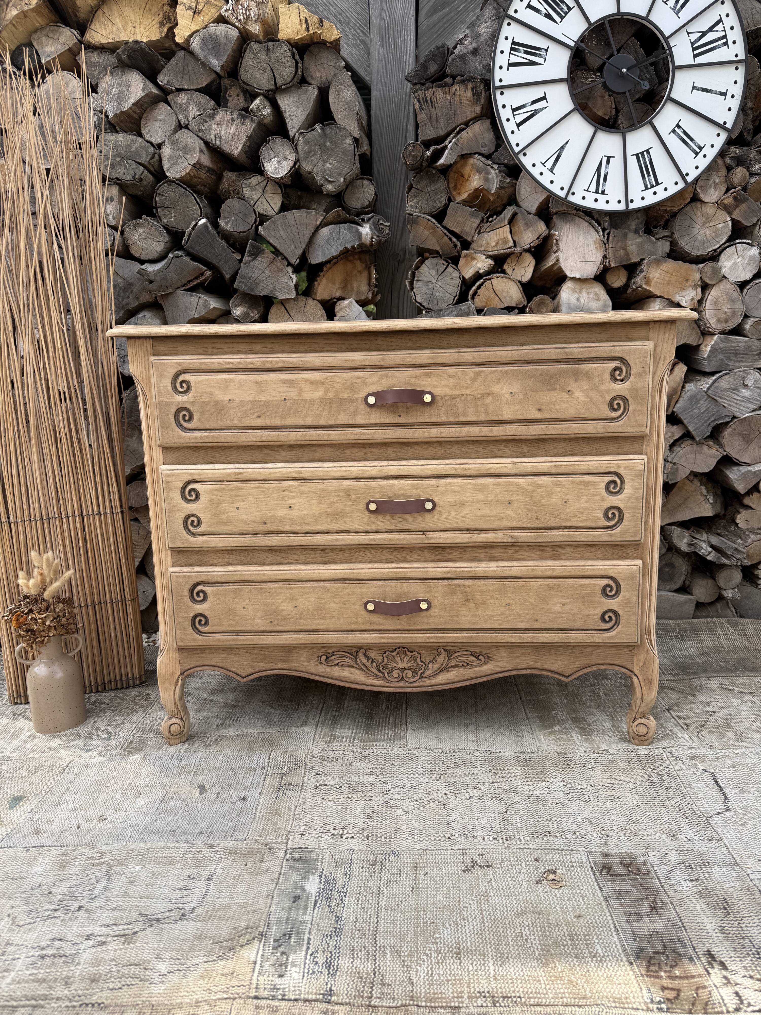Commode bois rénovée