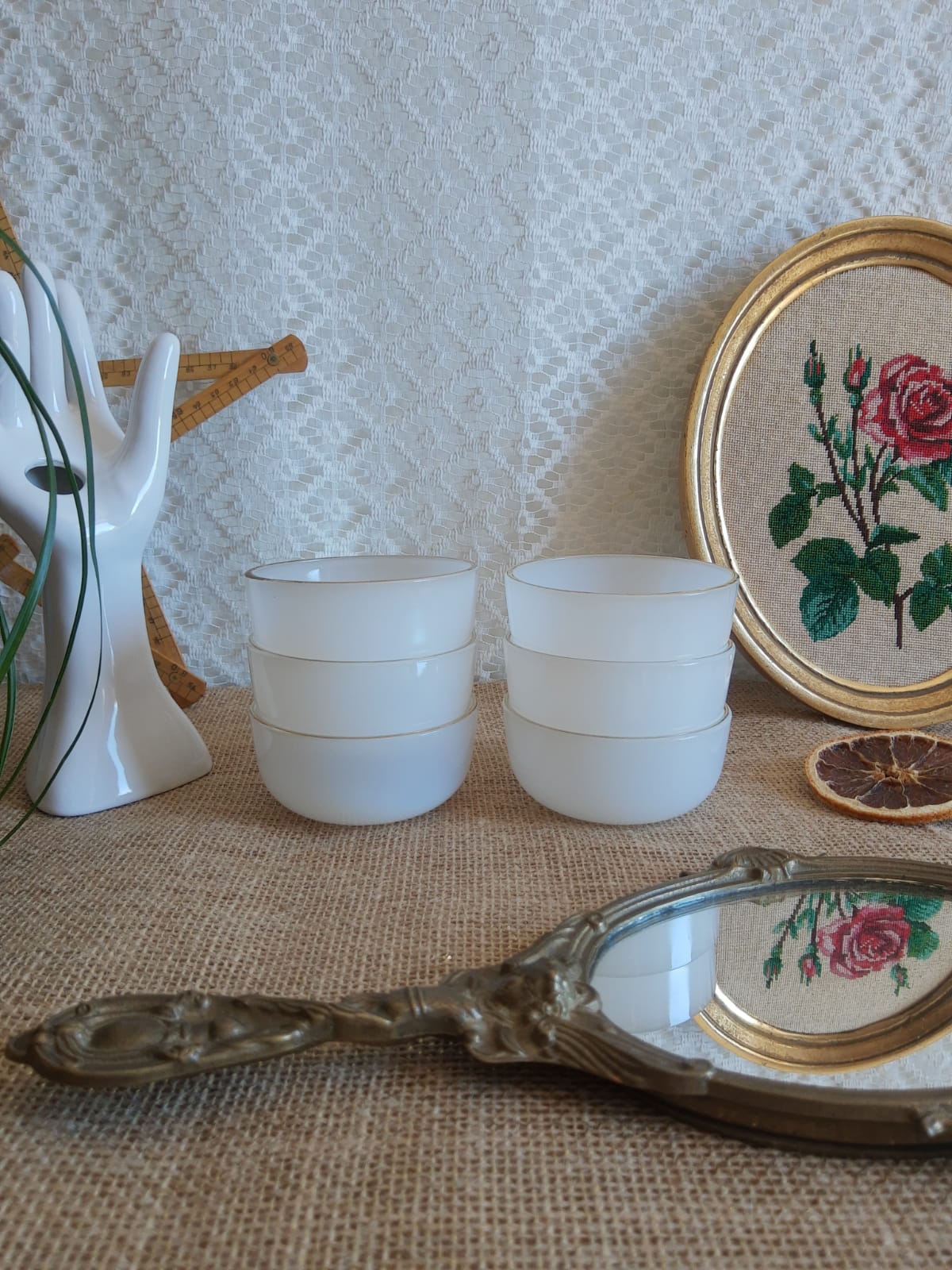 6 ramekins leach oil, vintage golden white