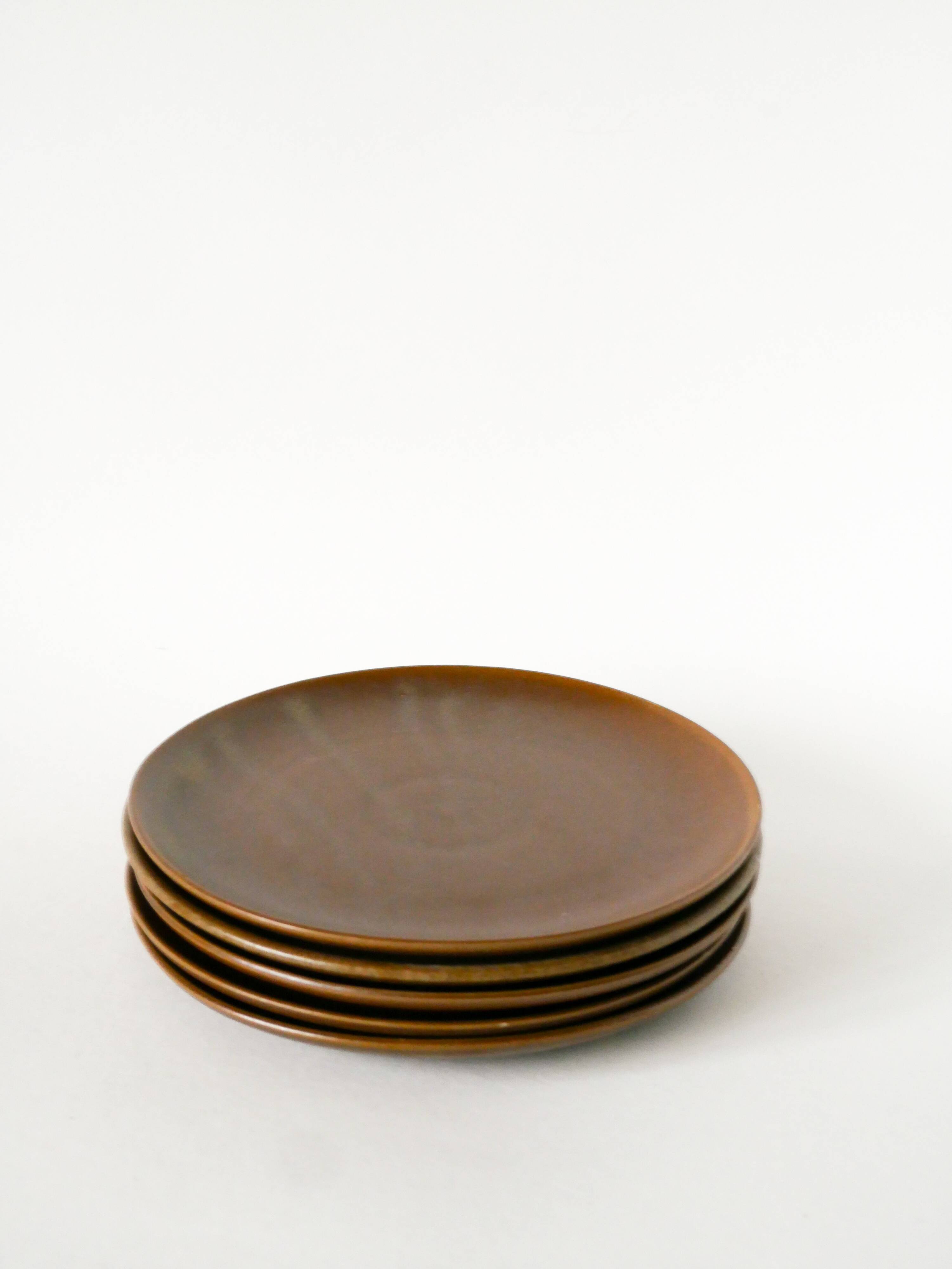 Set of 5 stoneware dessert plates, 1970
