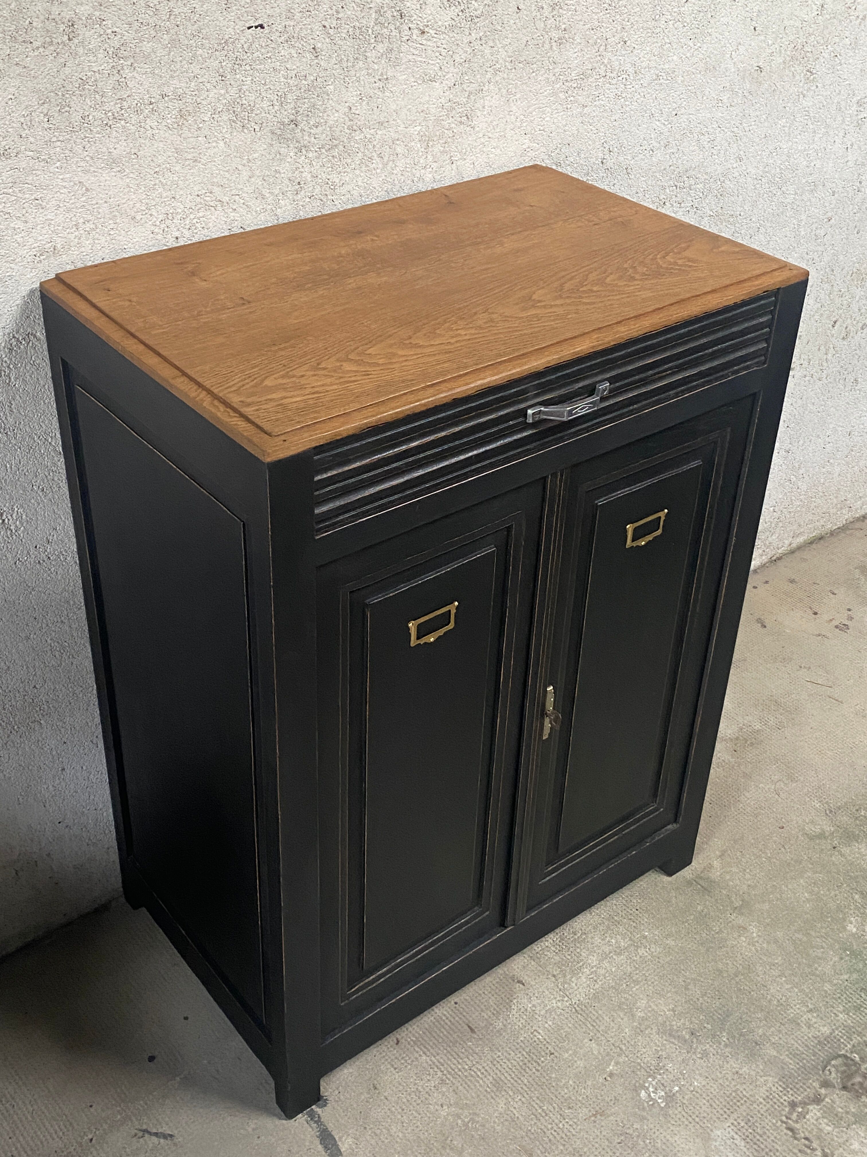 Black Parisian oak sideboard