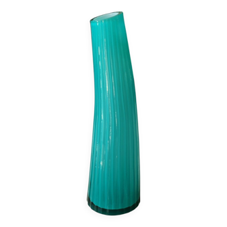 Vase Design Corne/Courbé effets nervures. Bleu turquoise