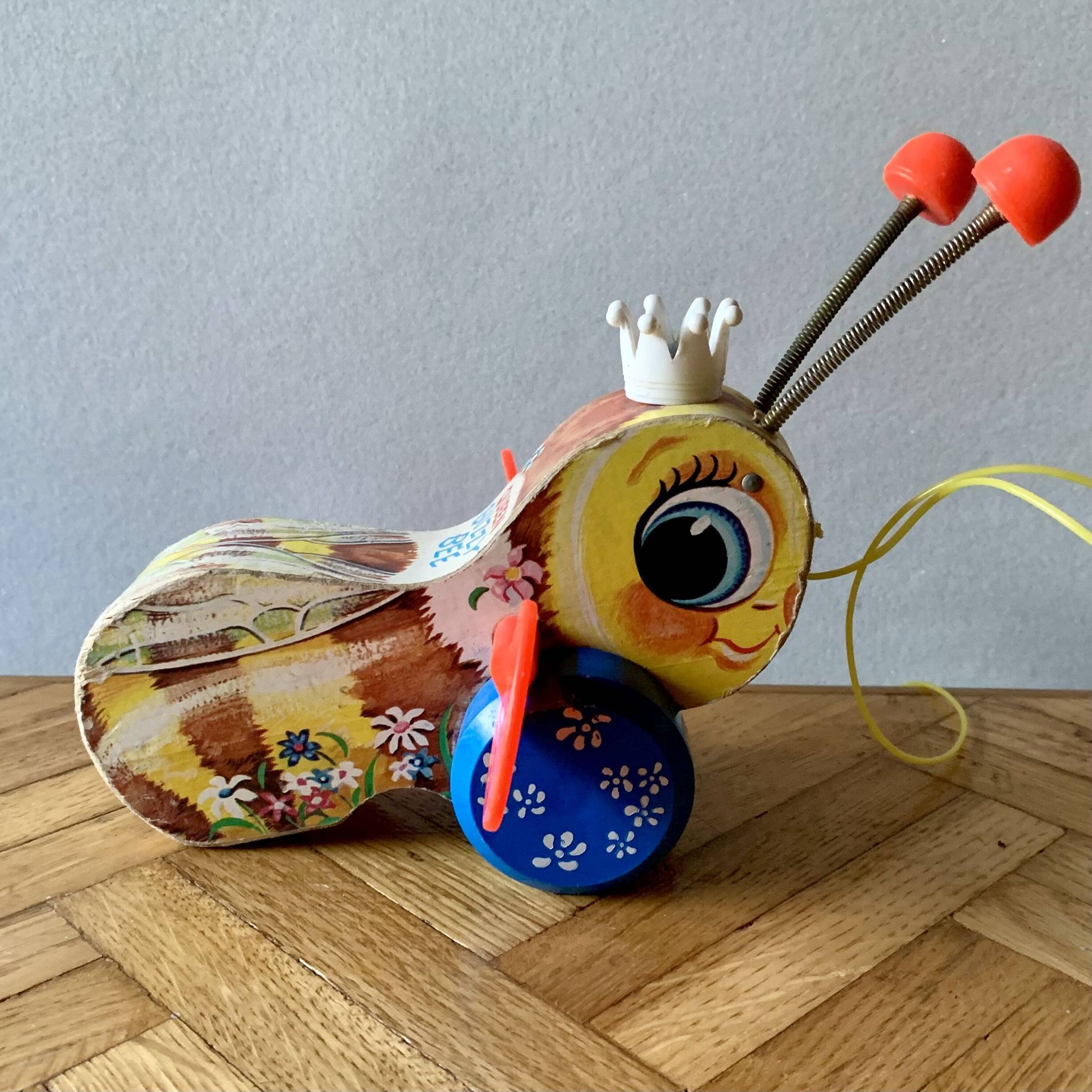 Fisher-Price Wooden Pull-Along Toy - Queen Buzzy Bee - 1960